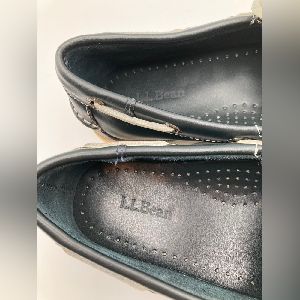 L.L. Bean Women's Navy Leather Slip on Boat Loafers Shoes Size 9 - Picture 2 of 11